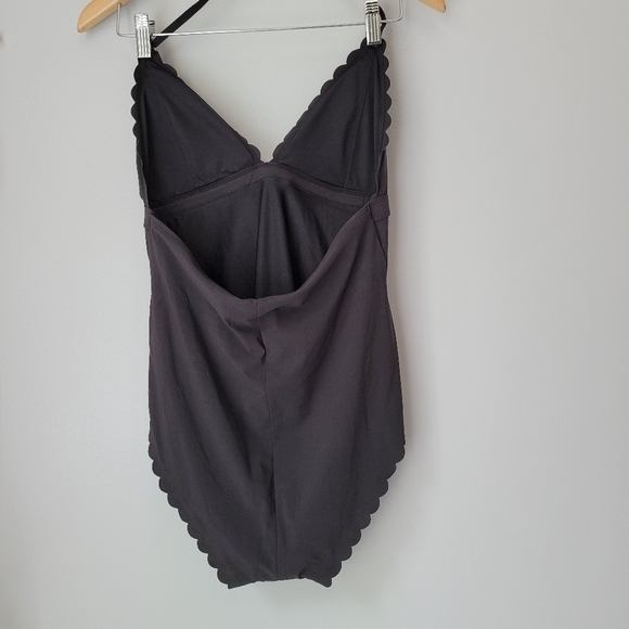 H&M Halterneck swimsuit - Picture 5 of 13
